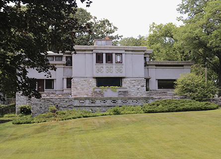 front exterior of blythe house